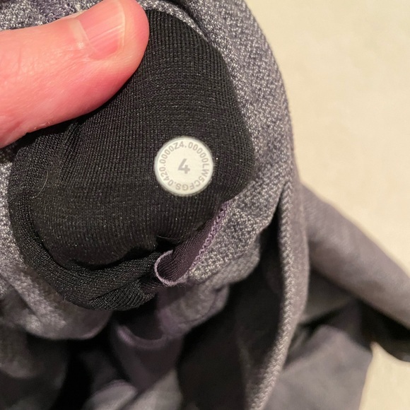 Lululemon Align Pant II 25" size 4 - Picture 5 of 5